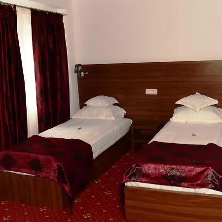 Hostel Orhideea